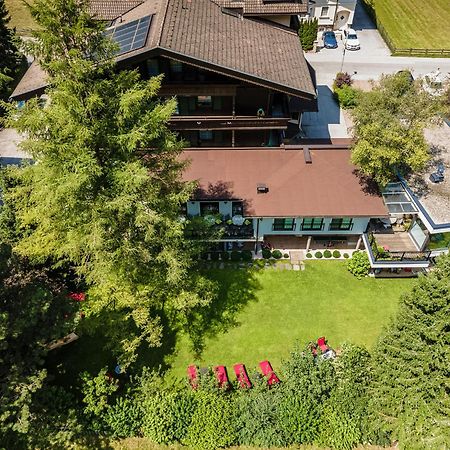 Aparthotel Landhaus St. Joseph Mayrhofen Exterior photo
